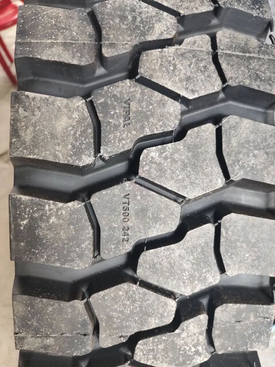 Pneu 11.00 R22 - Foto 4