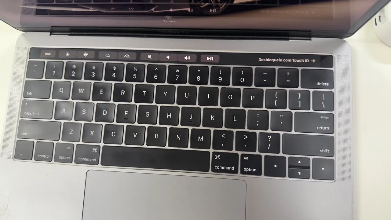 MacBook Pro (13-inch, 2016, Four Thunderbolt 3 Ports) - Notebooks