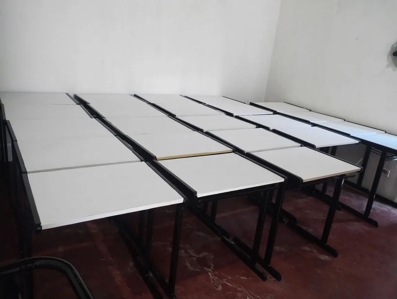 Mesinhas escolares 64842119819650125