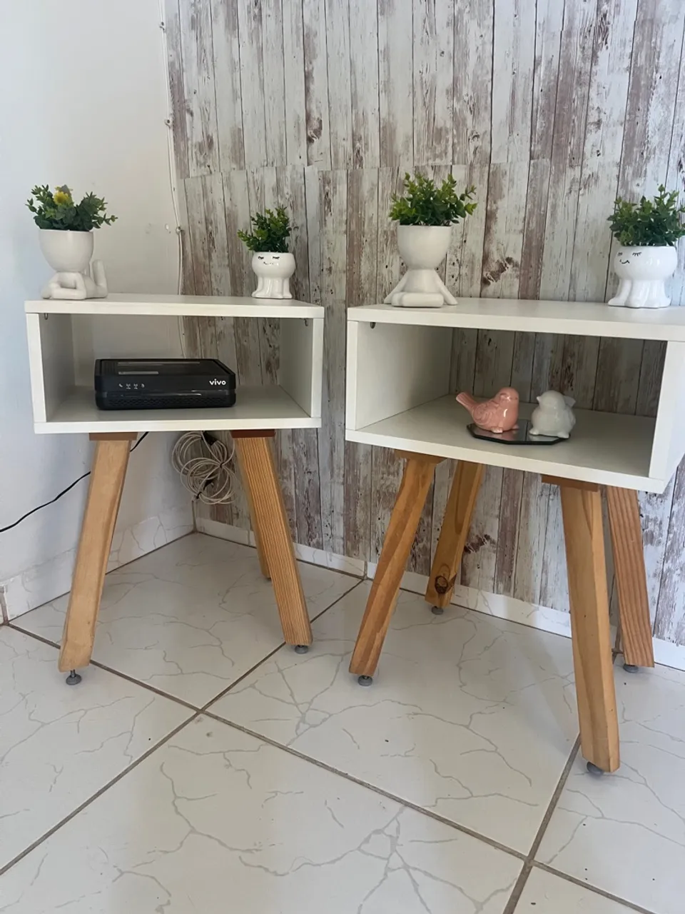Mesinhas de canto com design moderno
