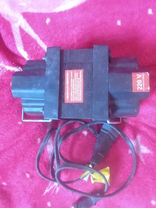 autotransformador force line 2000 va