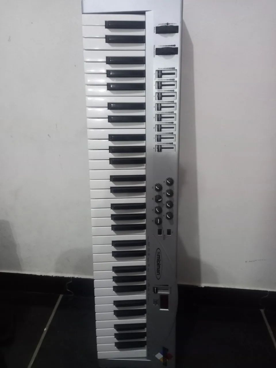 TecladoMusical  M audio 61 Teclas