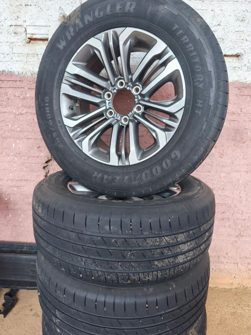 JOGO DE RODAS ORIGINAL - Foto 3