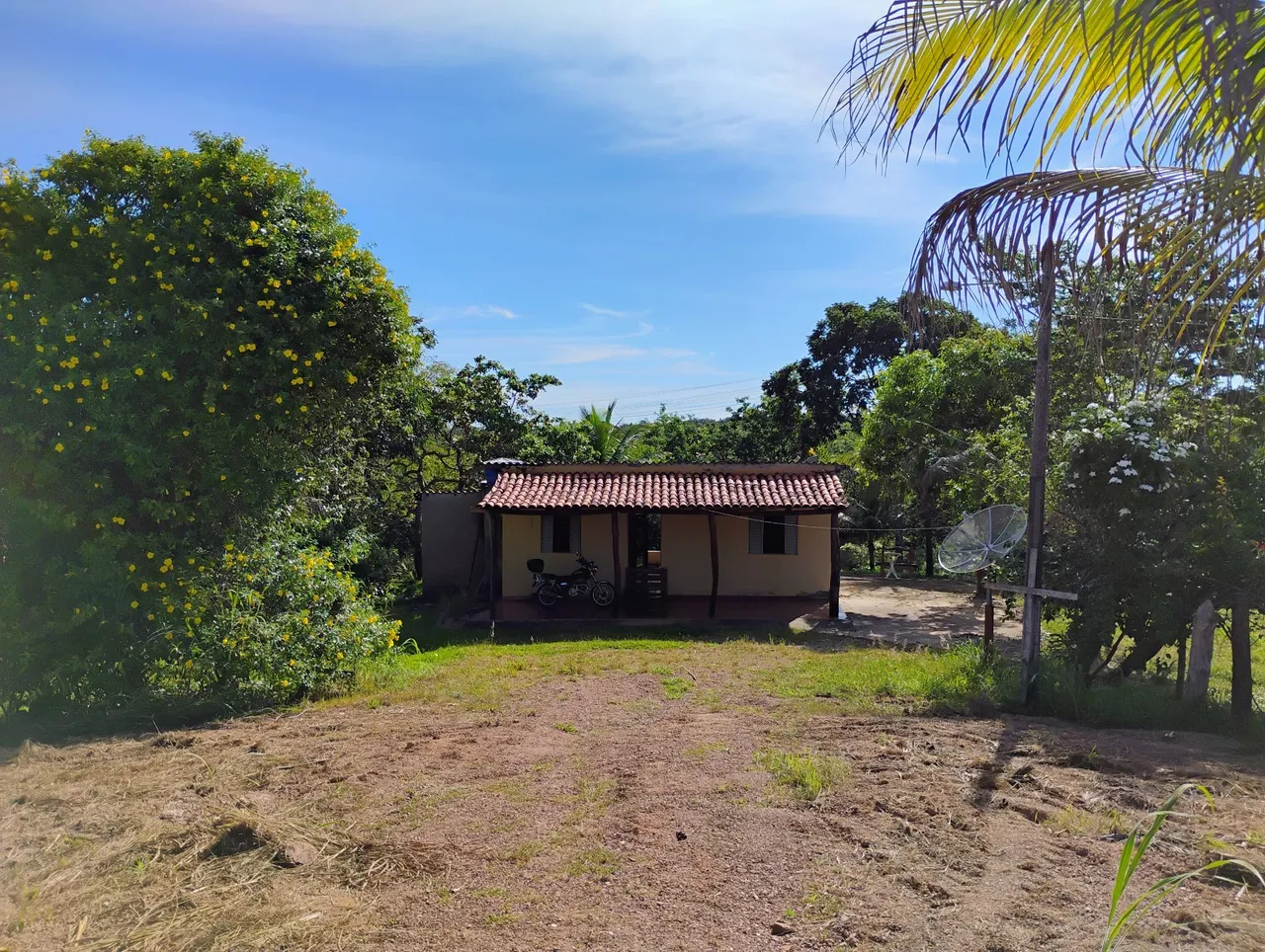 Disponível para Venda Excelente chácara beira rio Taboquinha go