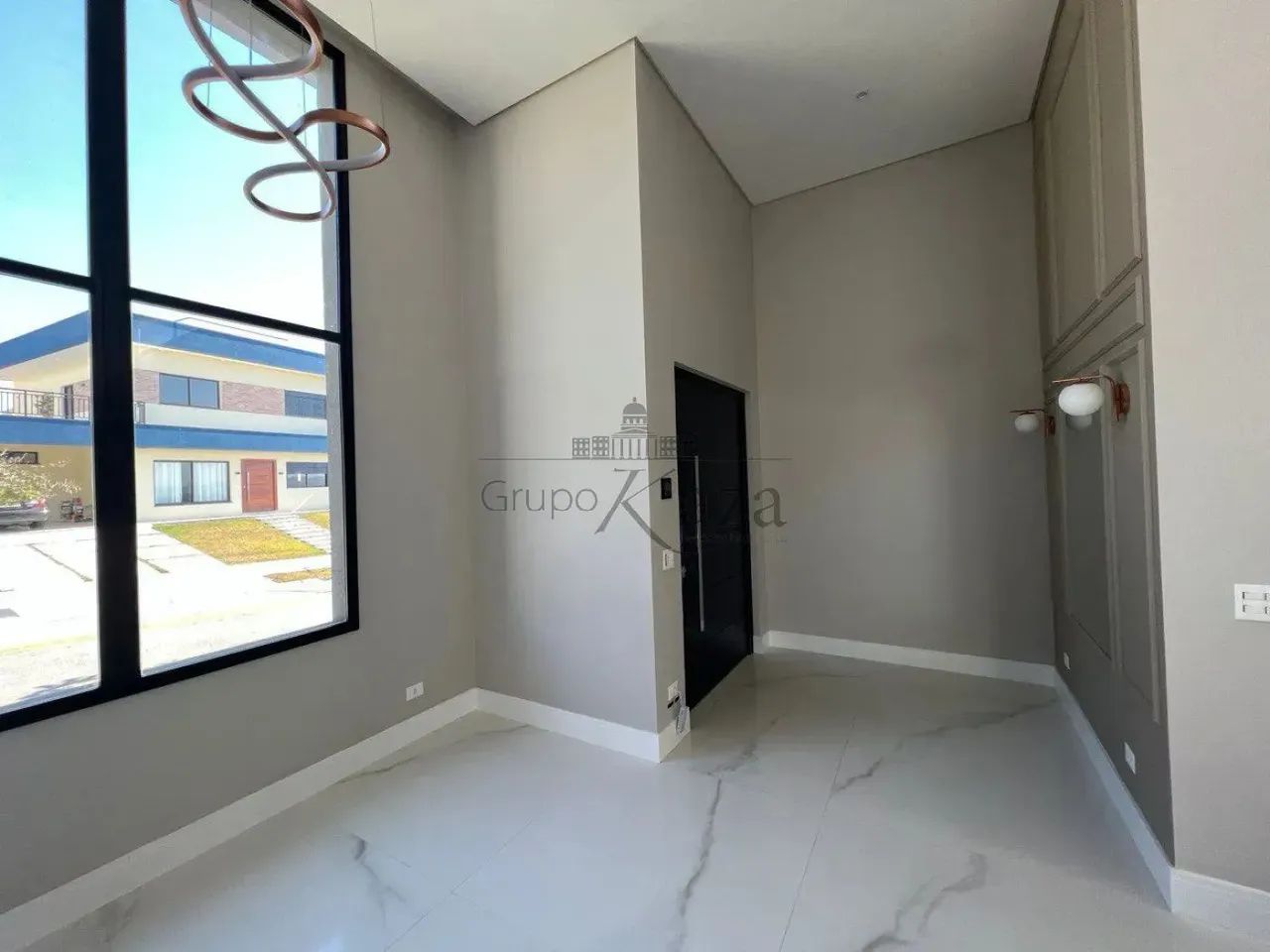 Oportunidade - Casa em Condomínio - Residencial Monte Carlo - Urbanova - 4 Dormitórios - 3