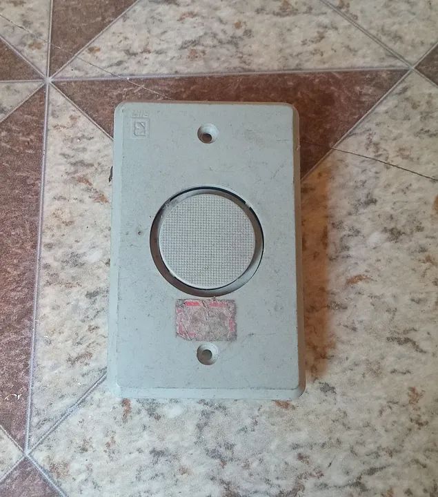Campainha de imbutir 127v