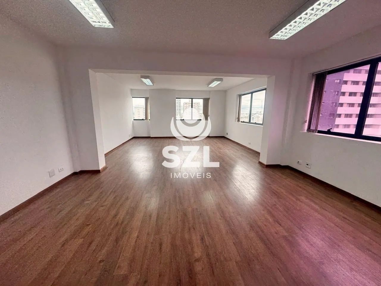 Conjunto Comercial Completo ao Lado do Shopping Estação! - Foto 2