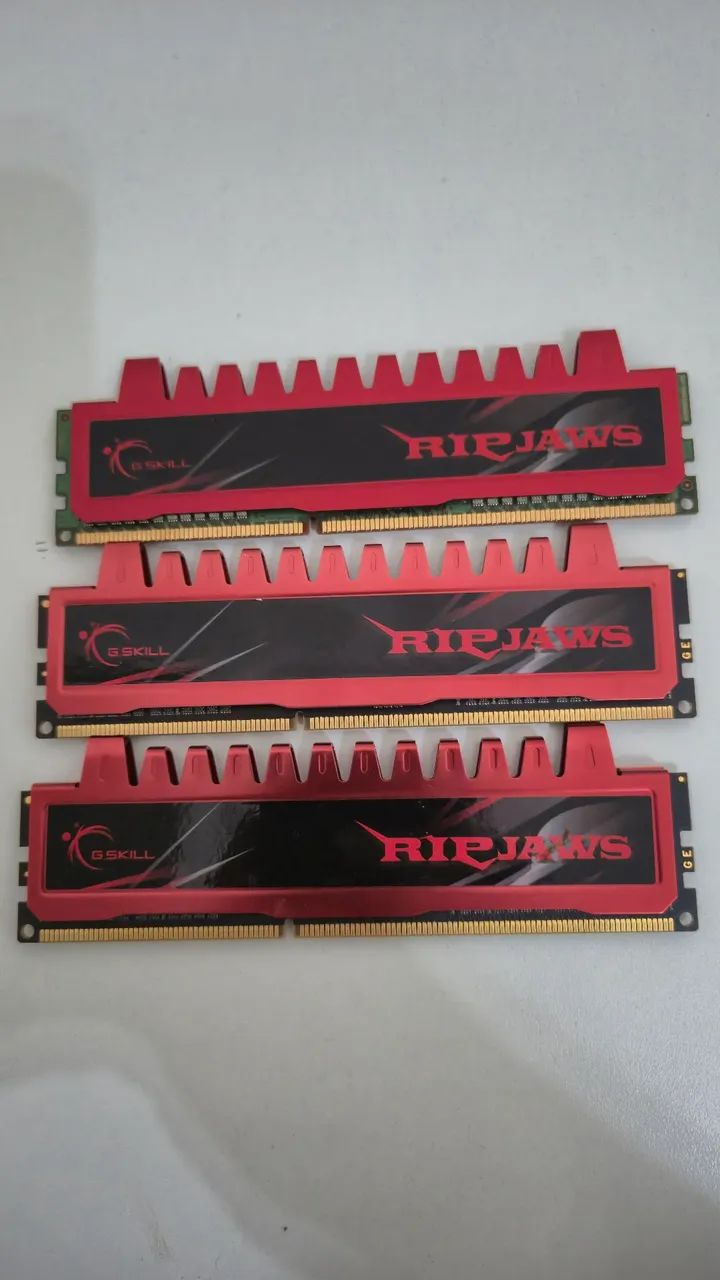 Memória RAM gskill ripjaws 12GB