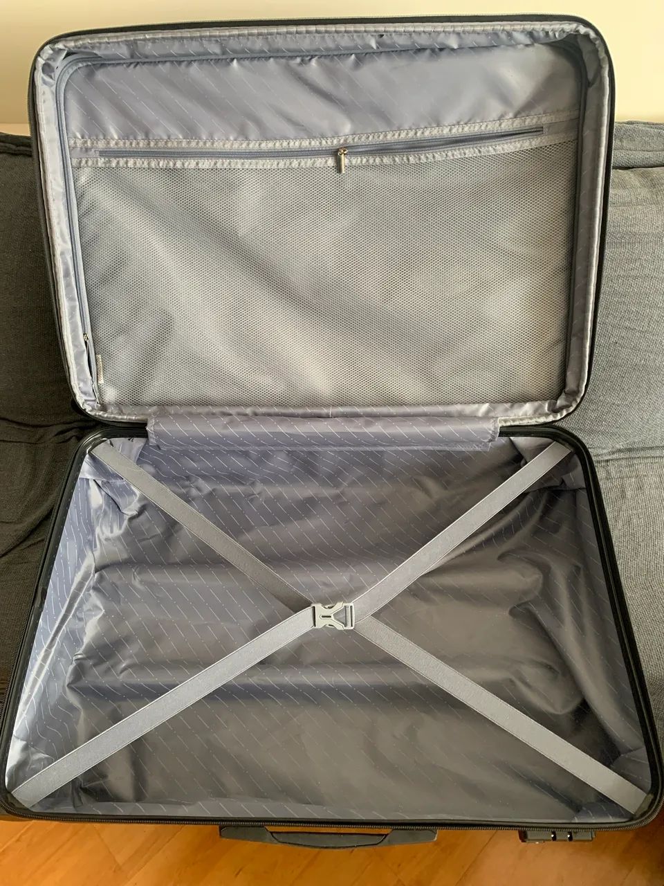 Mala 23kg preta Resistente - Marca própria Walmart - Foto 4