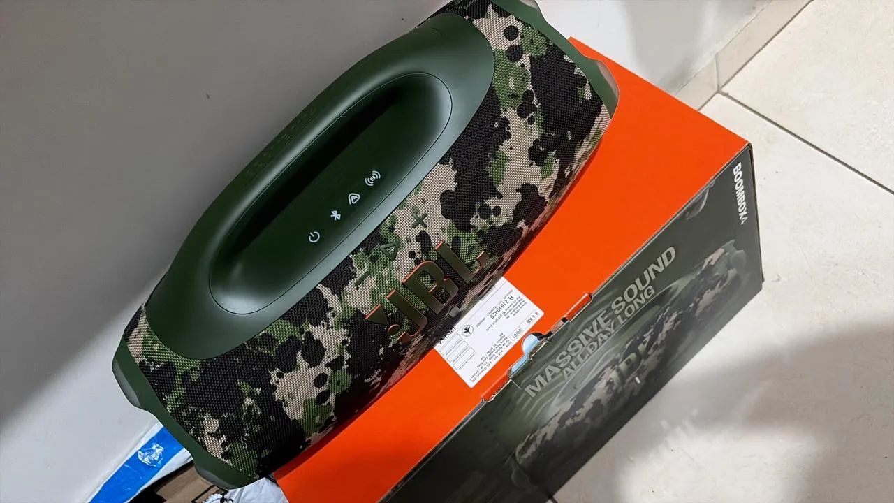 JBL BOMBOX4