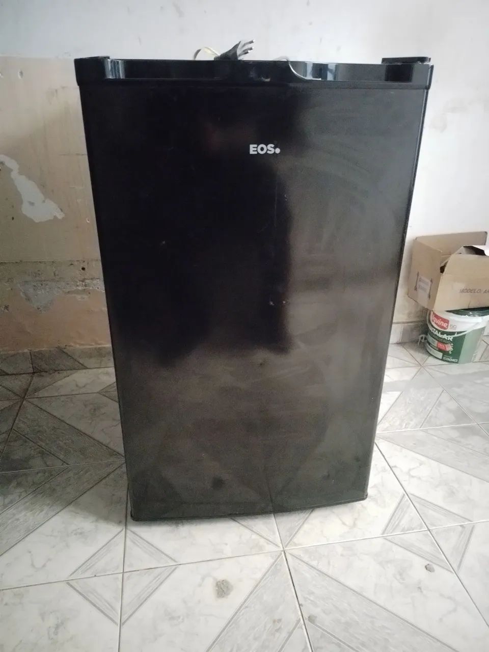 Frigobar Electrolux eos