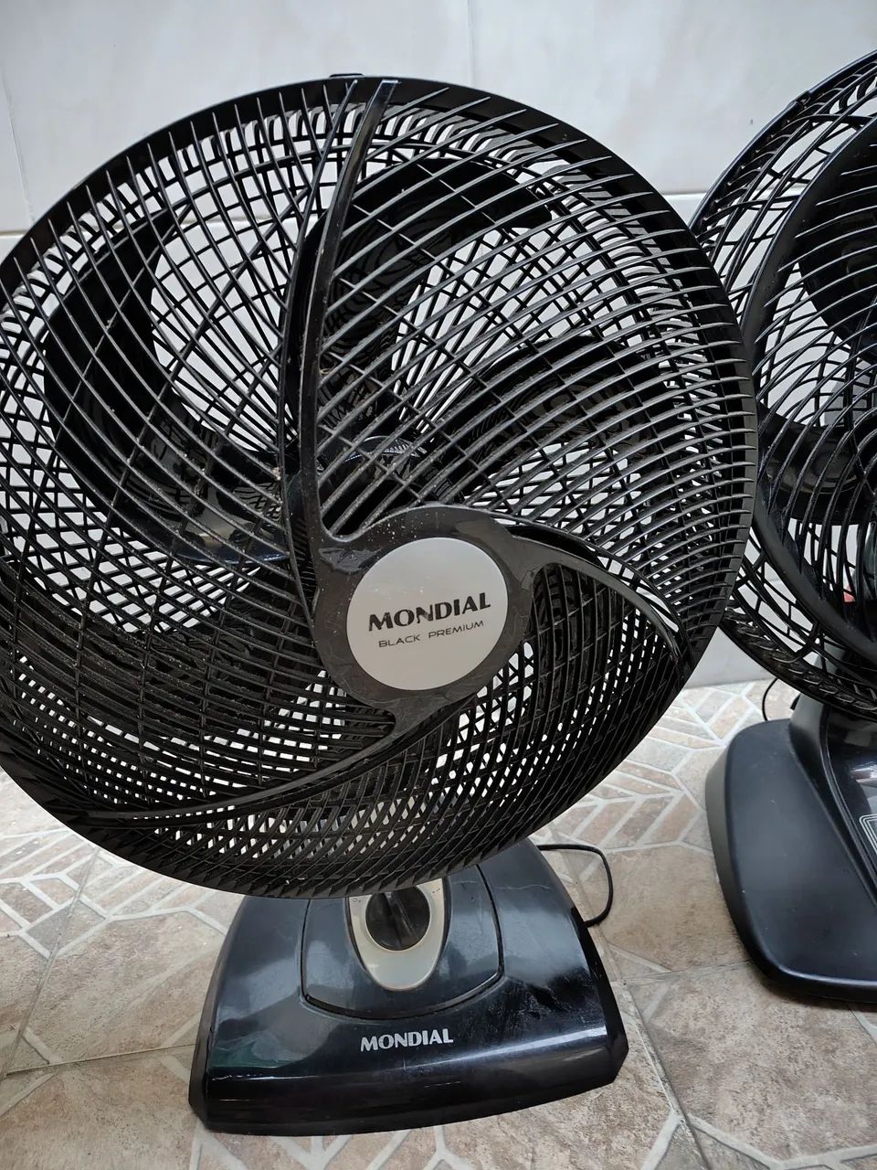 3 ventiladores com defeito ( 2 Arno e 1 Mondial) - Foto 3