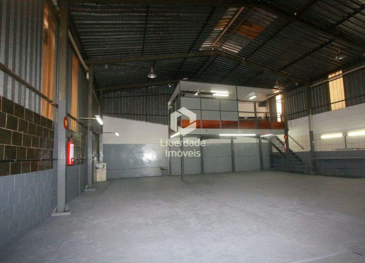 Galpão à venda no Caiçara, Belo Horizonte, 20 vagas - Foto 2