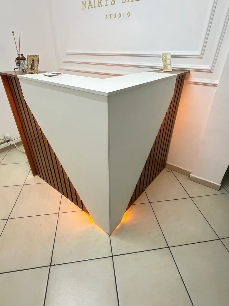Balcão para recep ção  - Foto 2