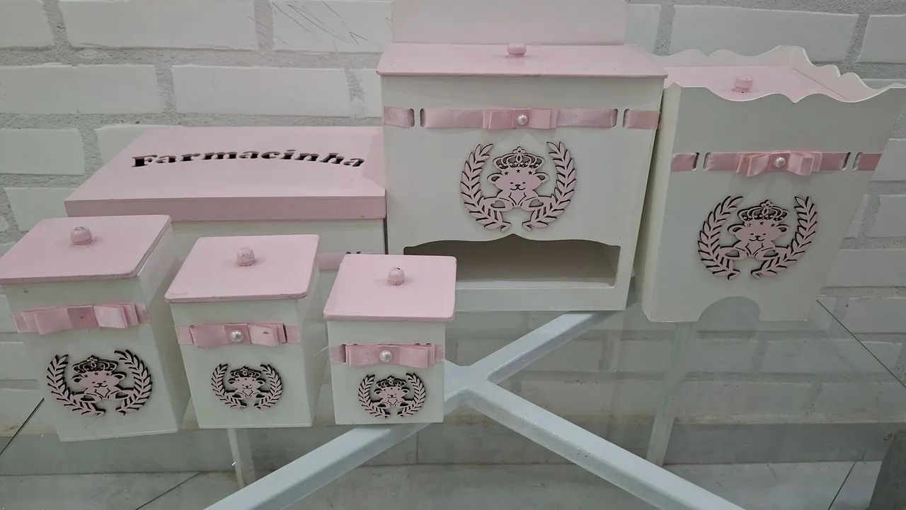 Kit higiene para quarto de bebê 