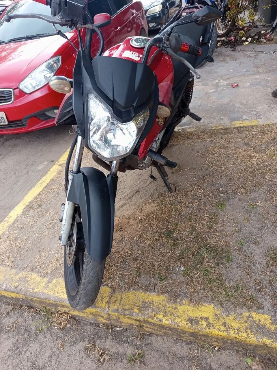 moto com perfeito estado de uso sem defeito 