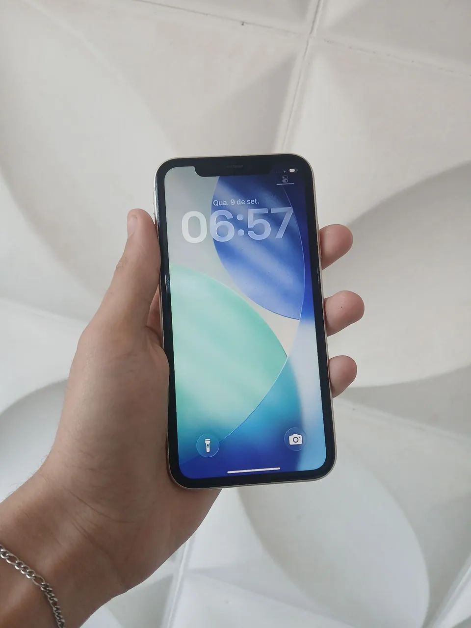 Iphone 11 PERFEITO ESTADO E NUNCA ABERTO(aceito troca) - Foto 5
