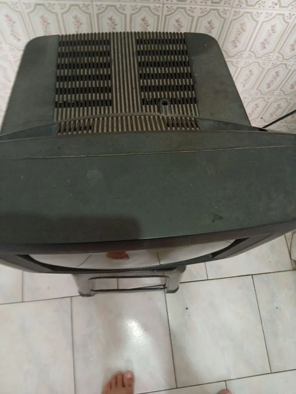 TV antiga 14 polegadas pra decoração ou conserto  - Foto 5