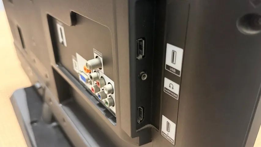 Televisão em excelente estado AOC 32 polegadas  com controle remoto original - Foto 4