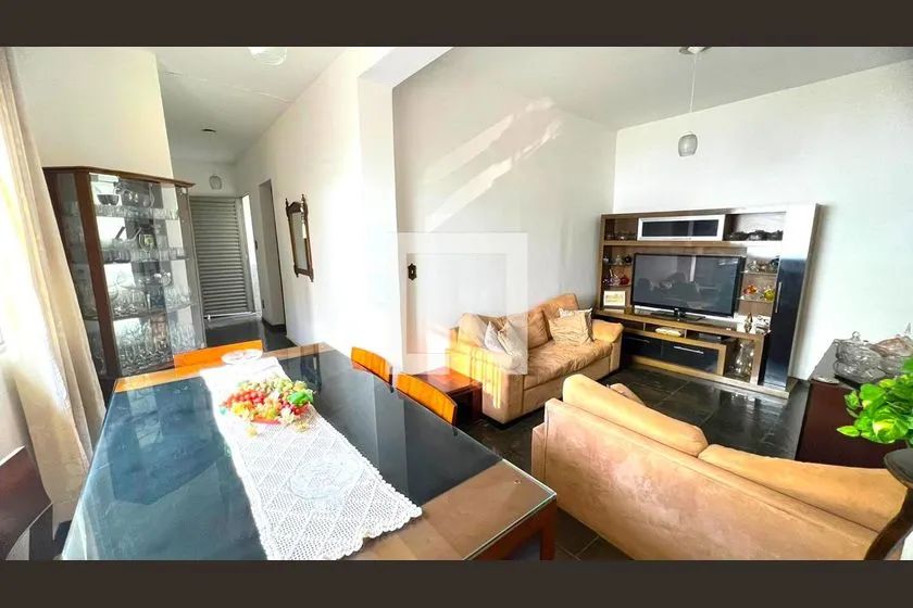 Casa à Venda - Nova Granada, 9 Quartos, 308 m2