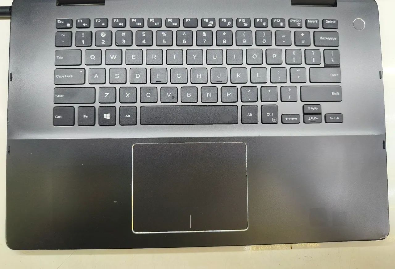 Notebook Dell Inspiron 7586 i7-8gen com placa de vídeo  - Foto 3
