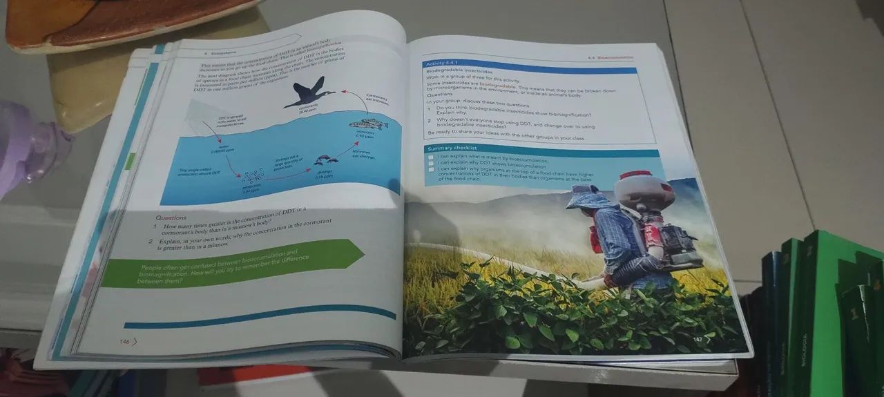 Livro Cambridge Lower Secondary Science Learner's Book 8 - Foto 2