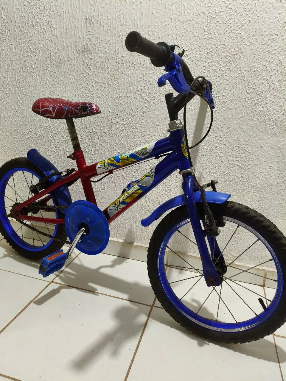 Bicicleta infantil HOMEM ARANHA  aro 18