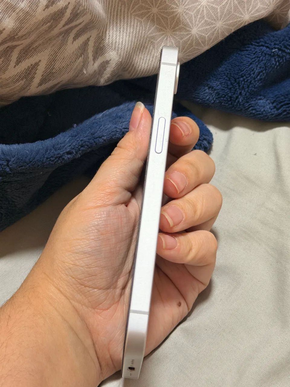 iPhone 16 E  - Foto 5