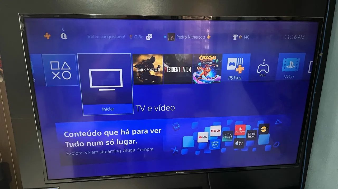 PS4 com 2 controles - Foto 2