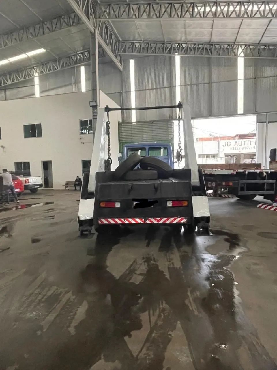 Mercedes 1218 - Foto 4