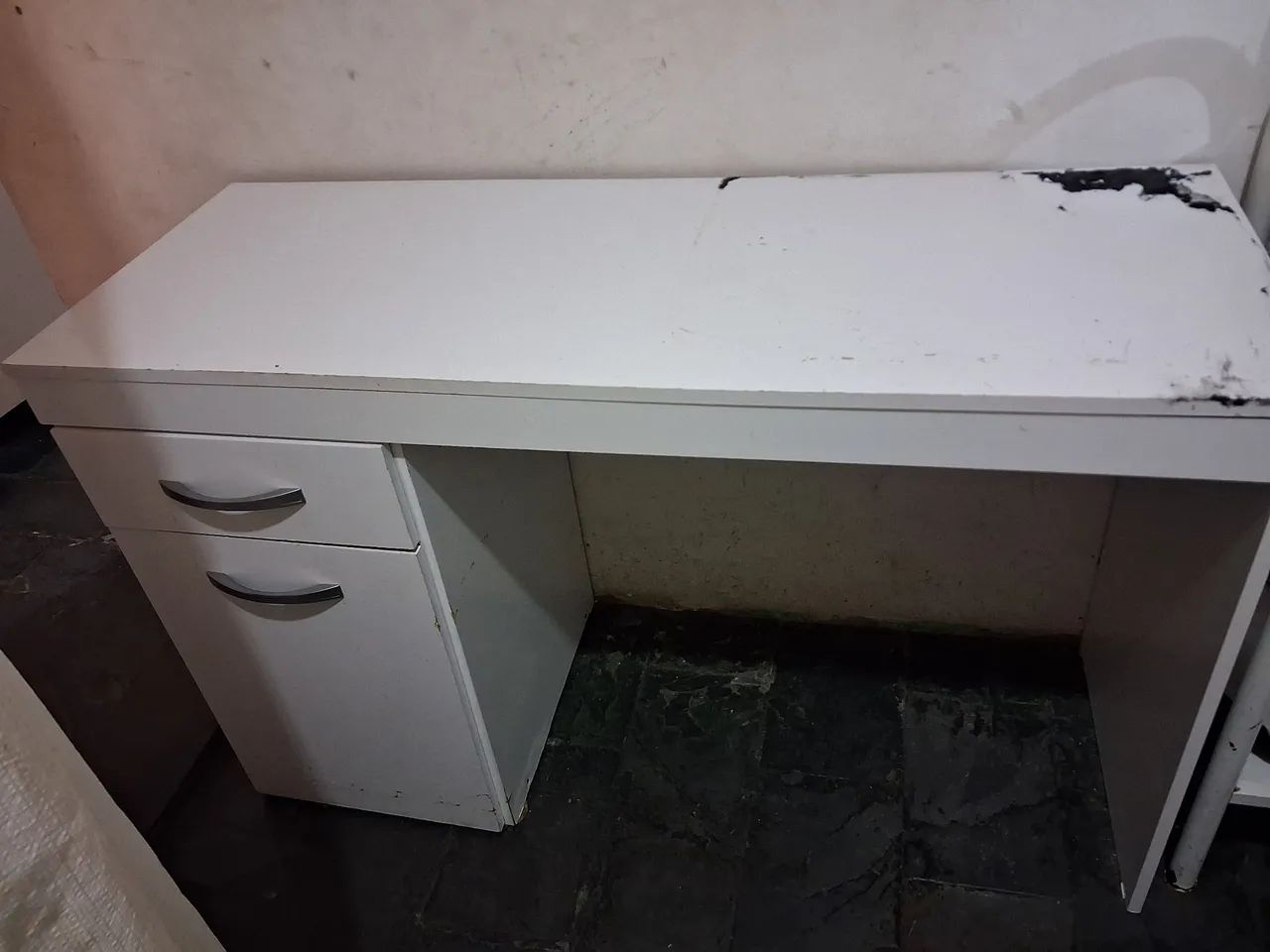 Escrivaninha para computador 