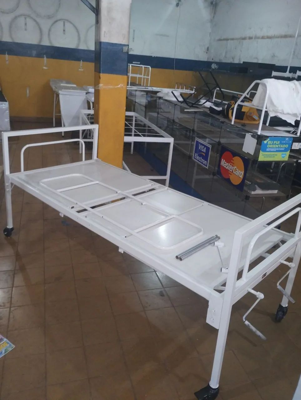 Cama hospitalar 2 manivelas 