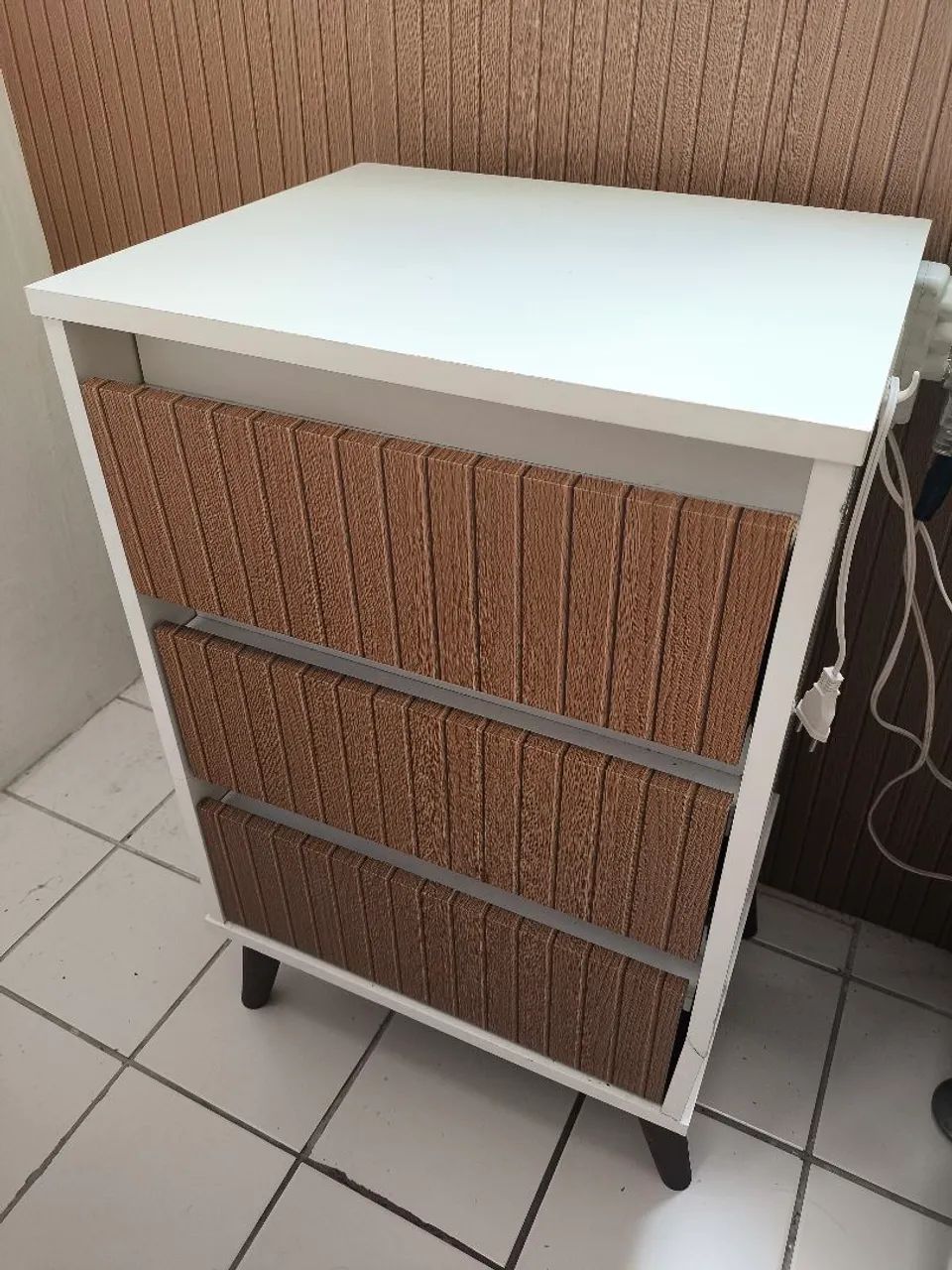 Guarda-roupas e mesa de cabeceira - Foto 5