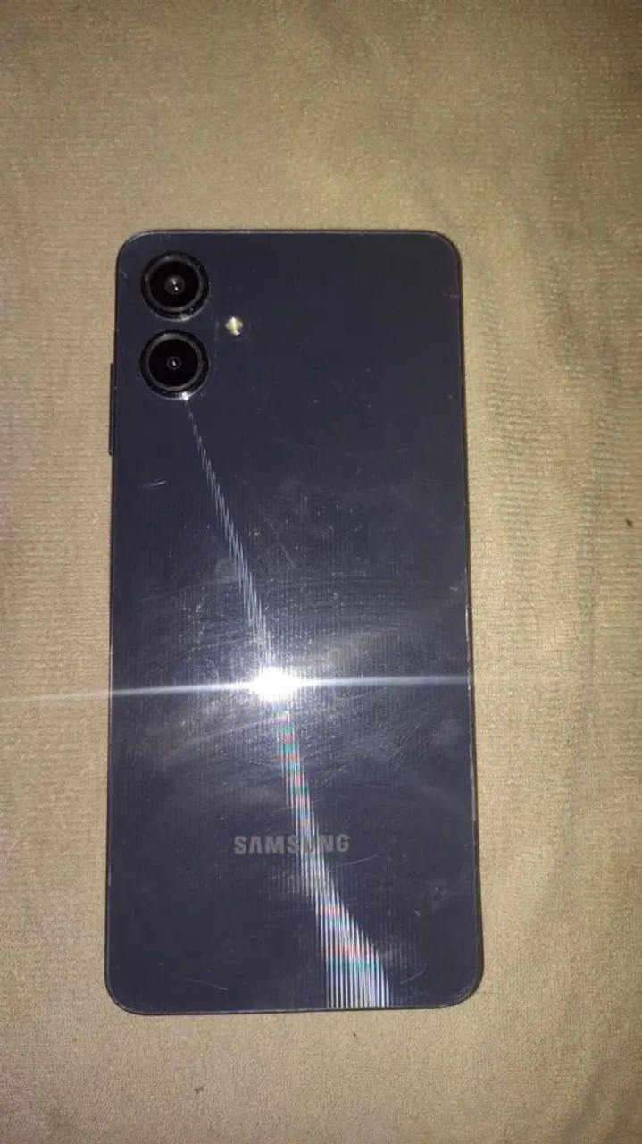 Vendo Samsung A06 - Foto 4