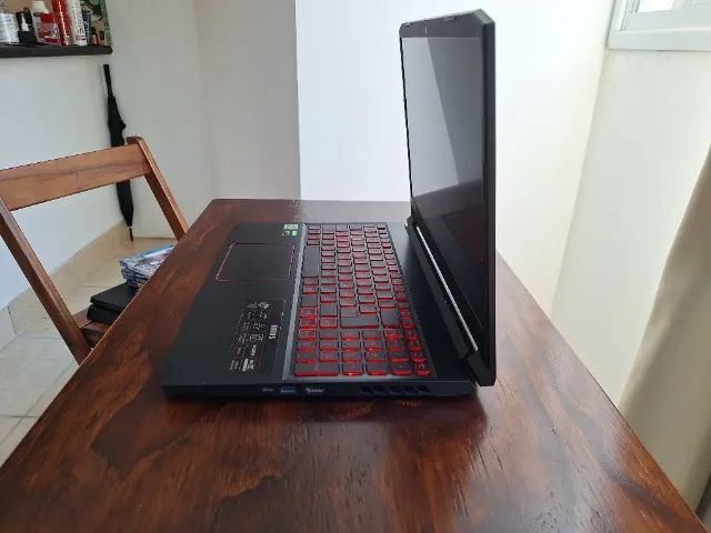 Acer Nitro 5, 8Gb ram, 1Tb