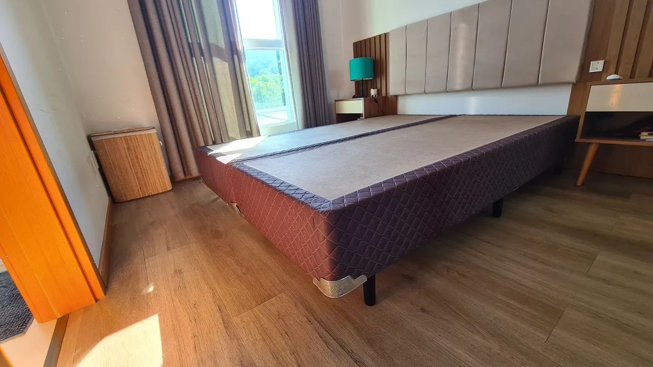 Cama queen size - box e colchão477346218315632641