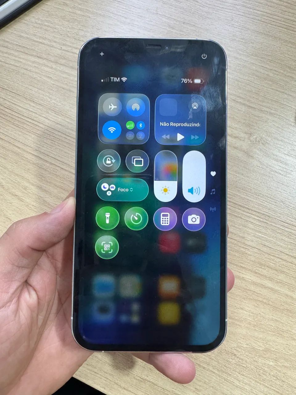 iPhone XR - PARA CONSERTO OU USO NO WI-FI - Foto 2