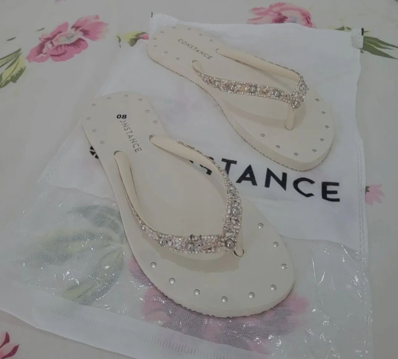 CHINELO NUNCA USADO
