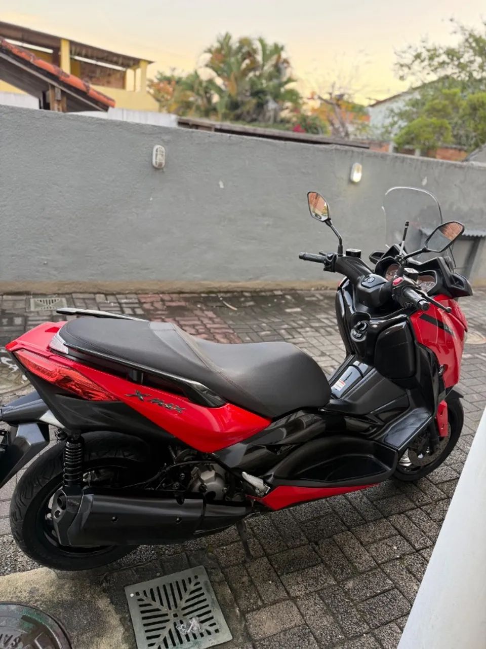 XMAX 250 VERMELHA - Foto 4