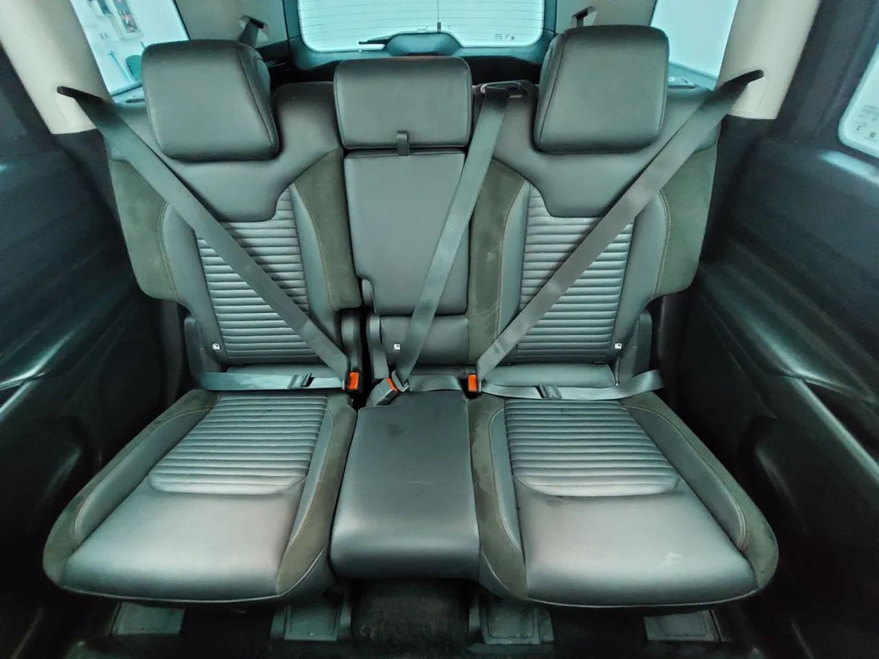 Jeep Commander Limited T270 1.3 TB Flex Aut., foto 18 de 18