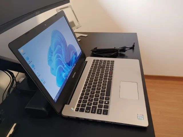 Notebook Core i5 8gb Windows 11 Bateria boa - Foto 2