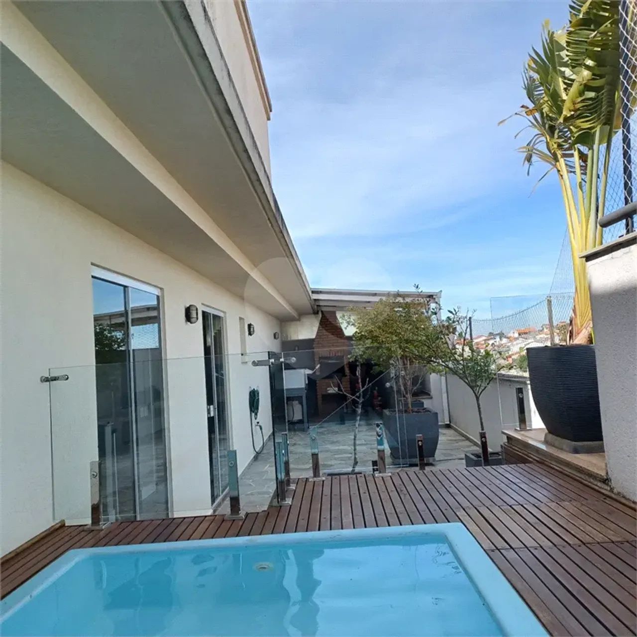 DUPLEX REFORMADO E MOBILIADO NA VILA OLIVEIRA-MOGI DAS CRUZES