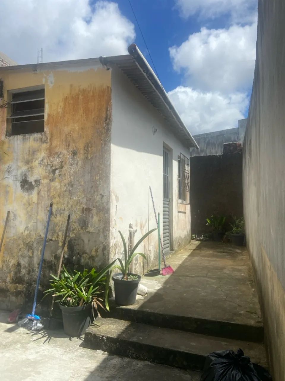 Aluguel casa no Trobogy 