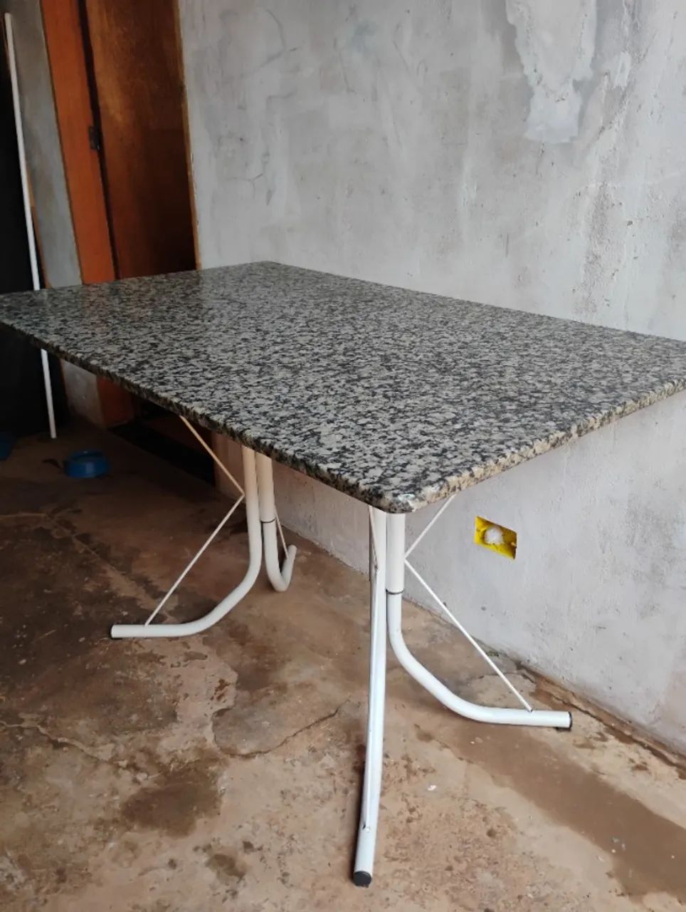 Mesa de mármore 