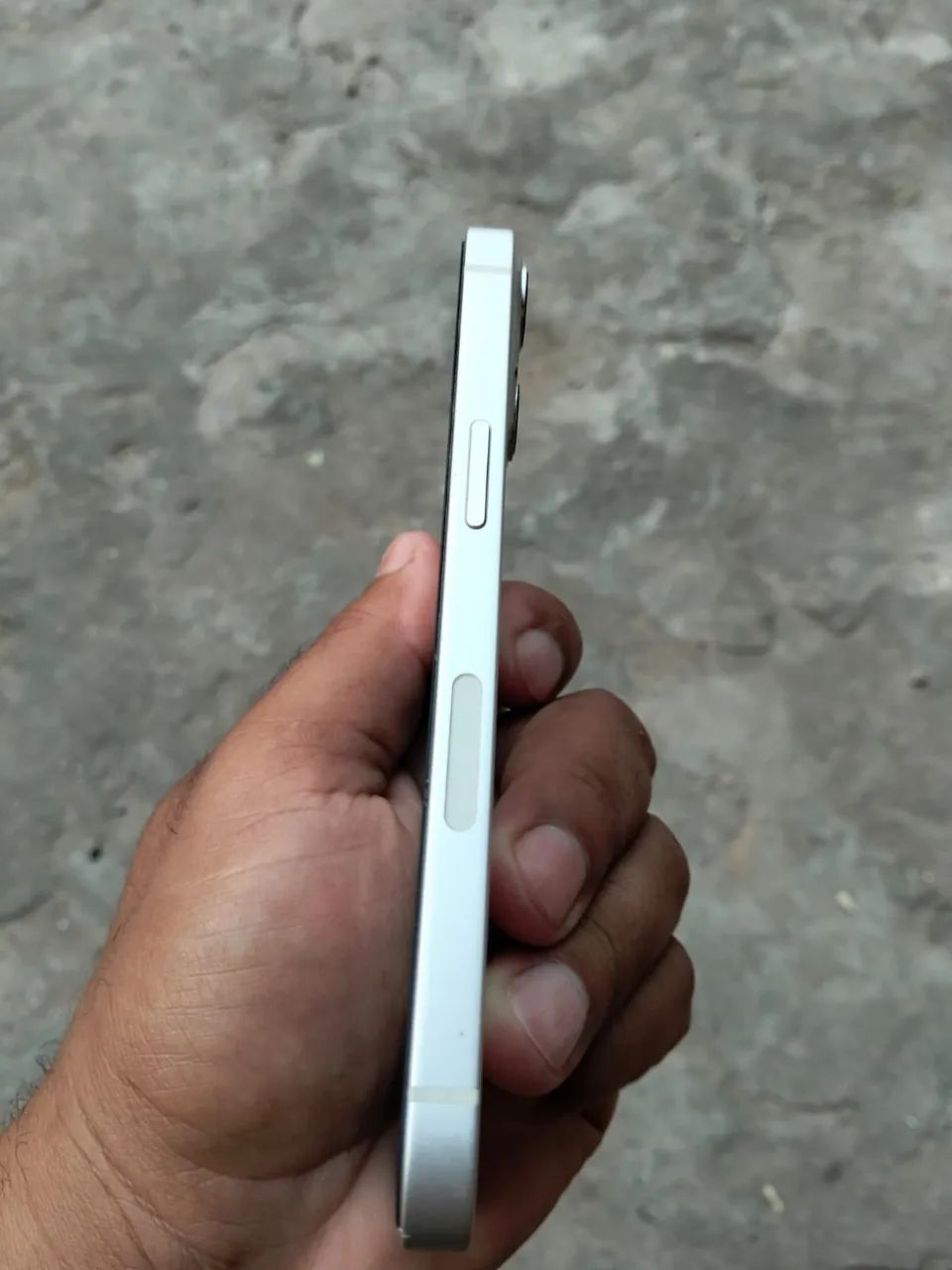 Vendo iPhone 13 branco 128g - Foto 3