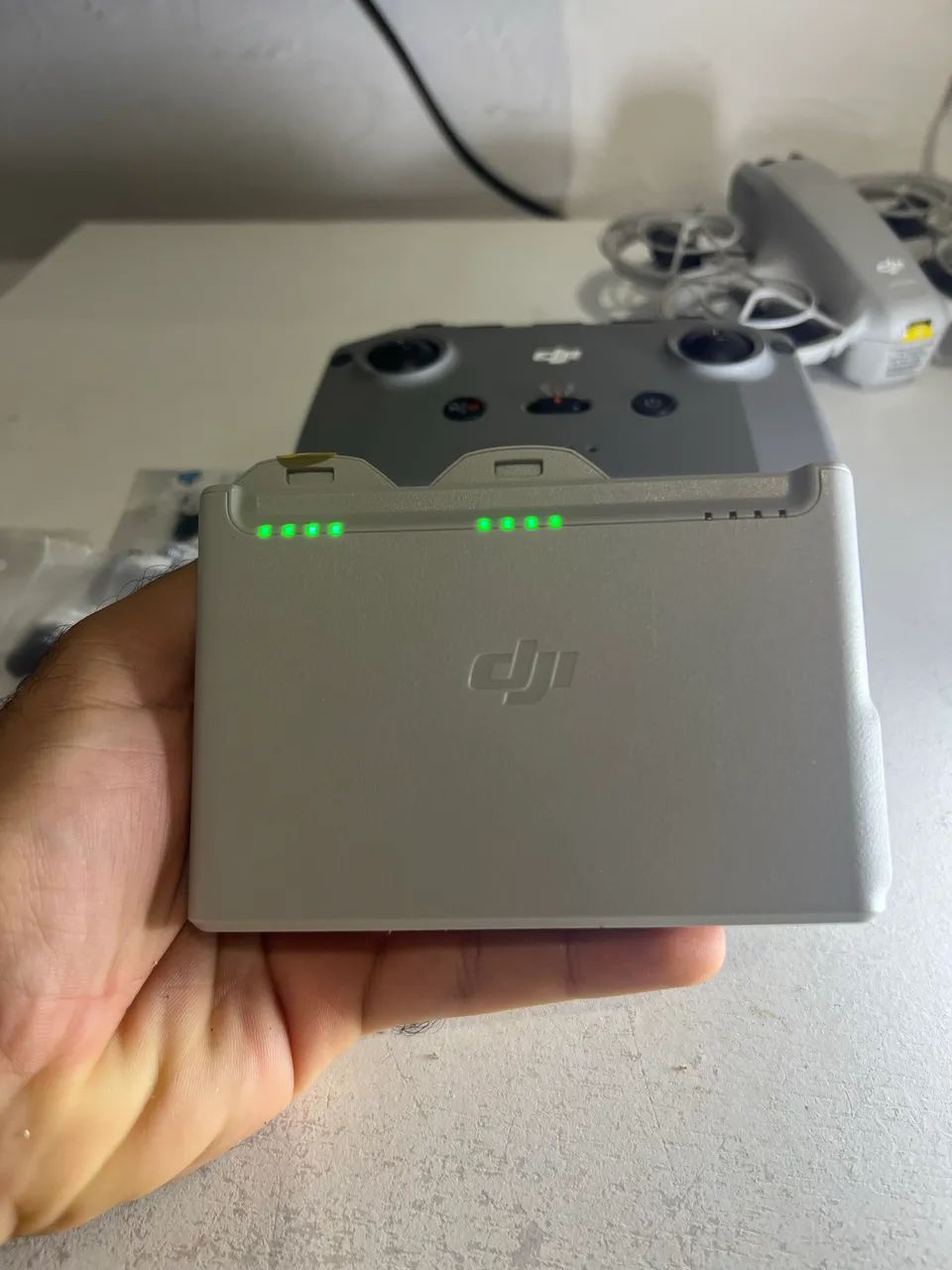 Drone DJI Neo - Combo - Ótimo Estado - Foto 2