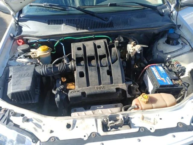 Fiat Strada Celeb. 1.4 MPI Fire Flex 8V CE 2012 - Foto 3