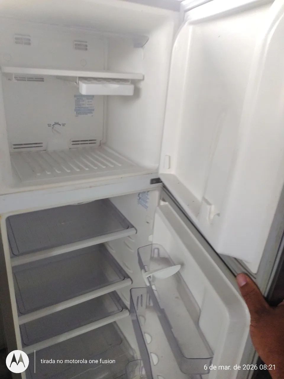 REFRIGERADOR ELECTROLUX DF35 220V - Foto 2