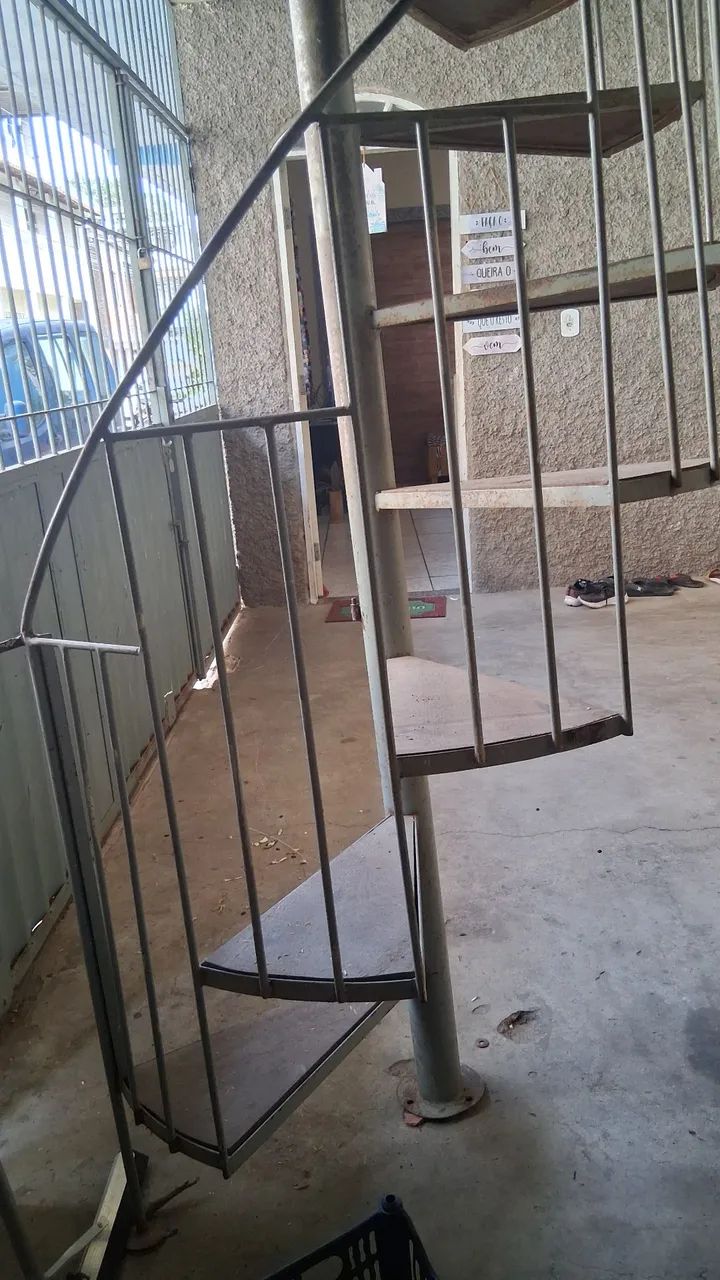 Escada caracol - Foto 2