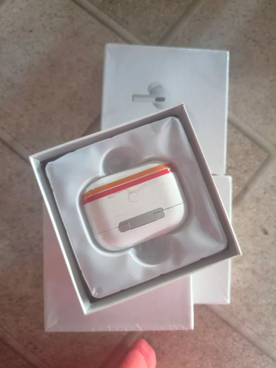  Fone Bluetooth TWS Pro - Novo e lacrado - Foto 2